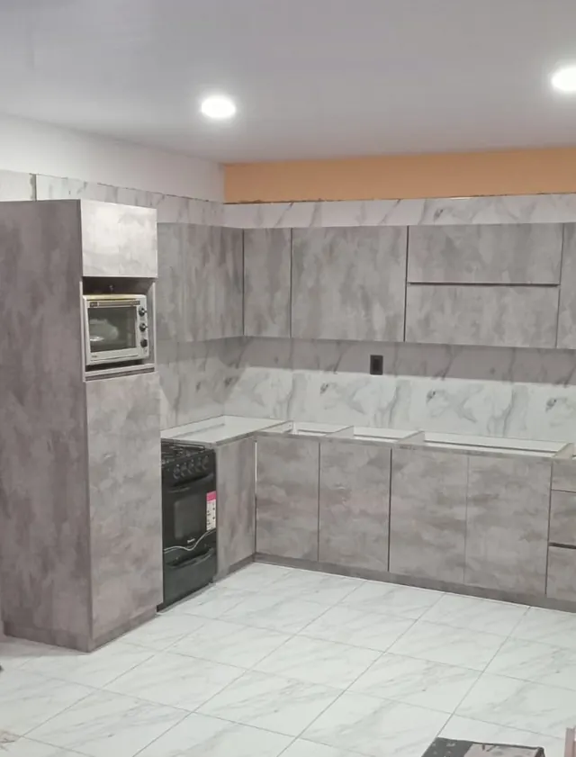 Cocina a medida en melamina