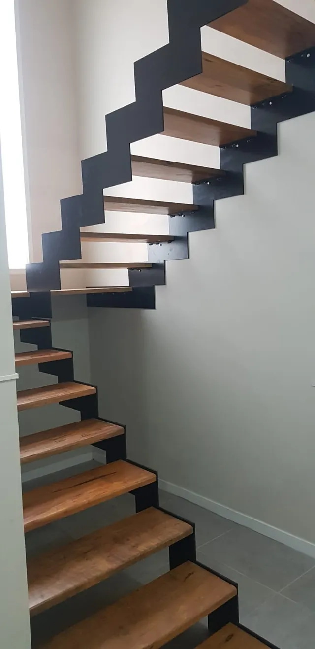 Escalera de madera