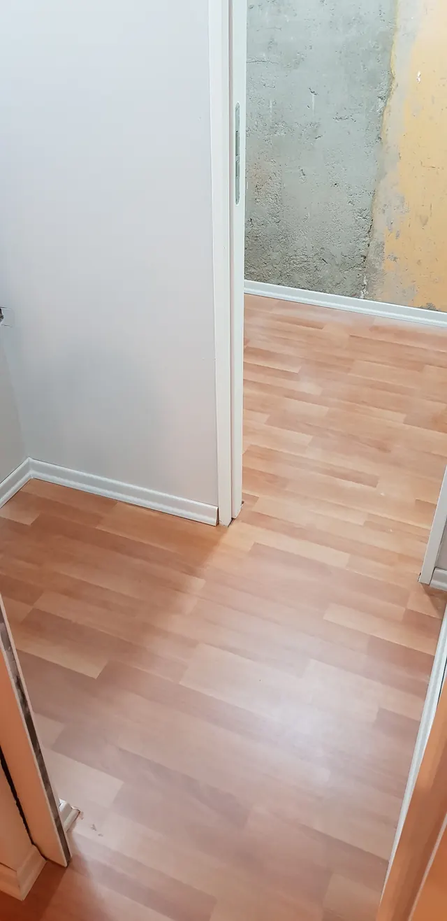 Piso flotante instalado